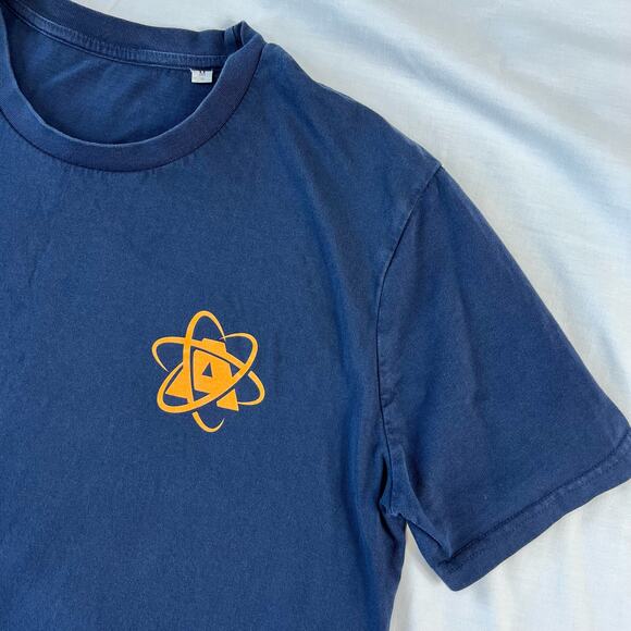 AtomicHub Adult Medium Navy Blue T-Shirt Short Sleeve NonFungible - Picture 2 of 5